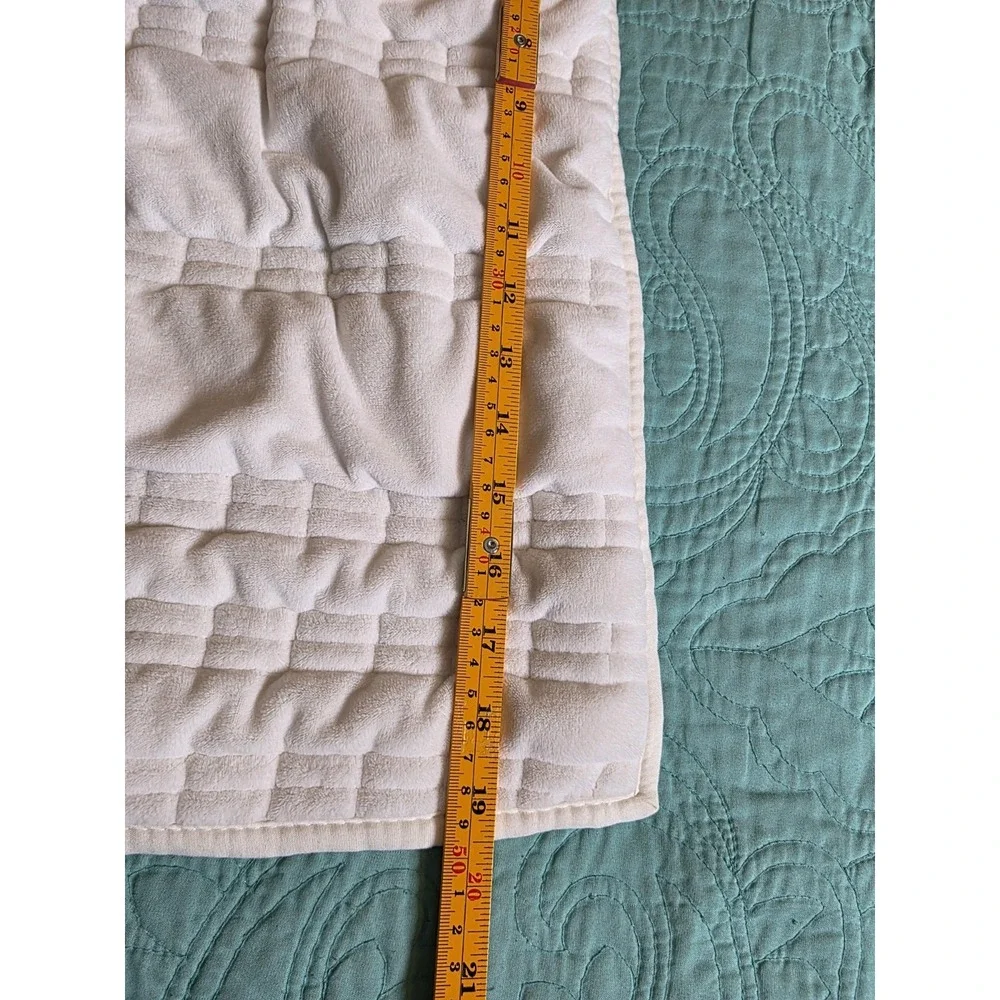 Koolaburra By Ugg White‎ Quilted Soft Pillow Cases/Sham Set Of Two King size